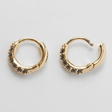 Load image into Gallery viewer, Bold Onyx huggie