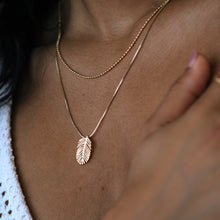 Load image into Gallery viewer, Palm leave necklace