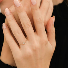 Load image into Gallery viewer, Chain Zirconia Ring