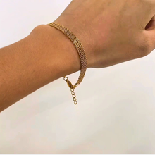 Load image into Gallery viewer, The Dainty Nonna Bracelet