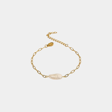 Load image into Gallery viewer, Pearl Paperclip Bracelet
